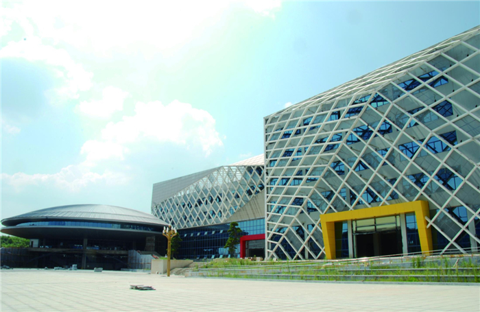 怀化市青少年宫幕墙葫芦娃官网在线入口IOS